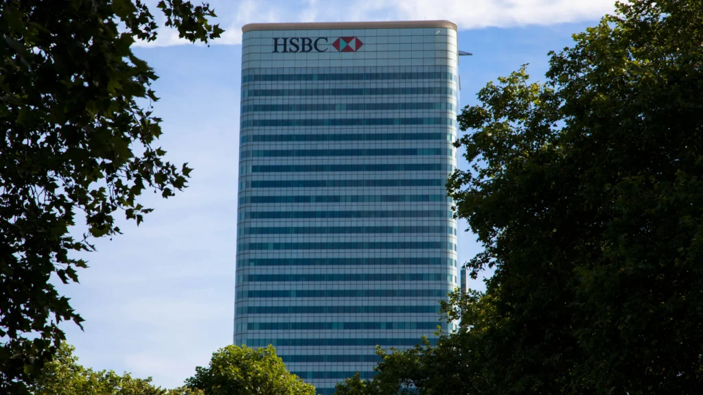 HSBC headquarters office building featuring the HSBC logo, representing HSBC careers and job opportunities in India.